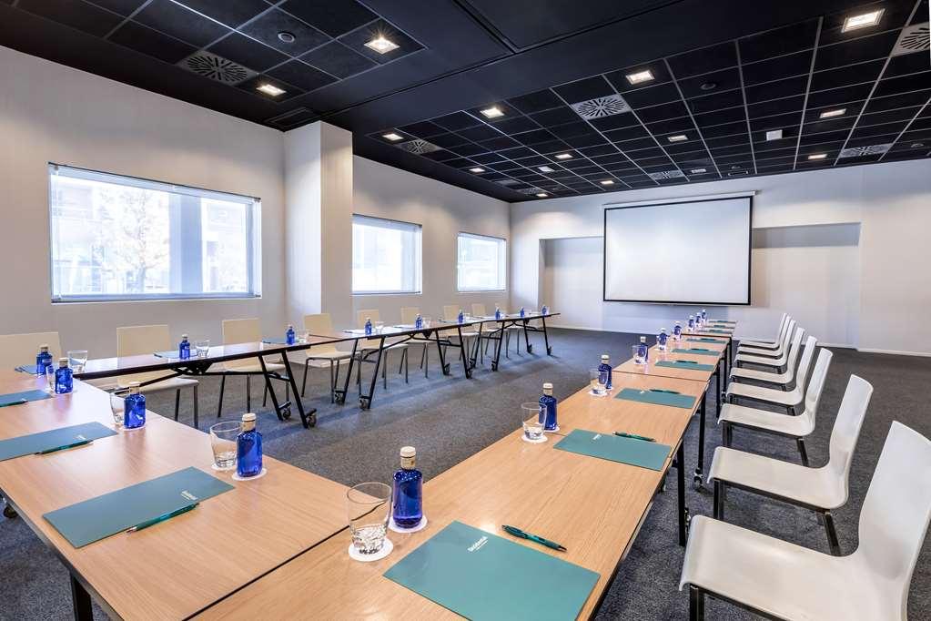 Hotel Zentral Castellana Norte Madrid Facilities photo