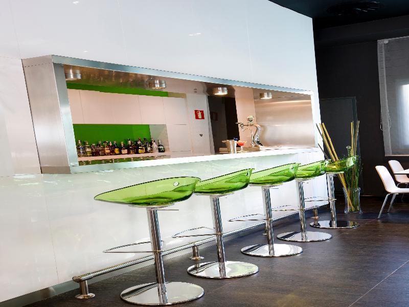 Hotel Zentral Castellana Norte Madrid Exterior photo
